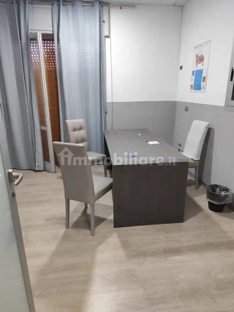 Appartamento in affitto a Napoli