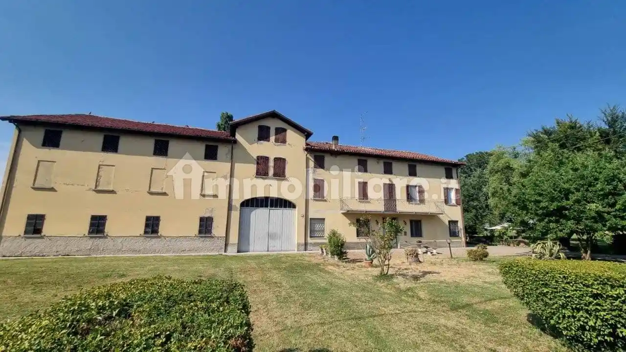 Casa indipendente in vendita a Reggio Emilia