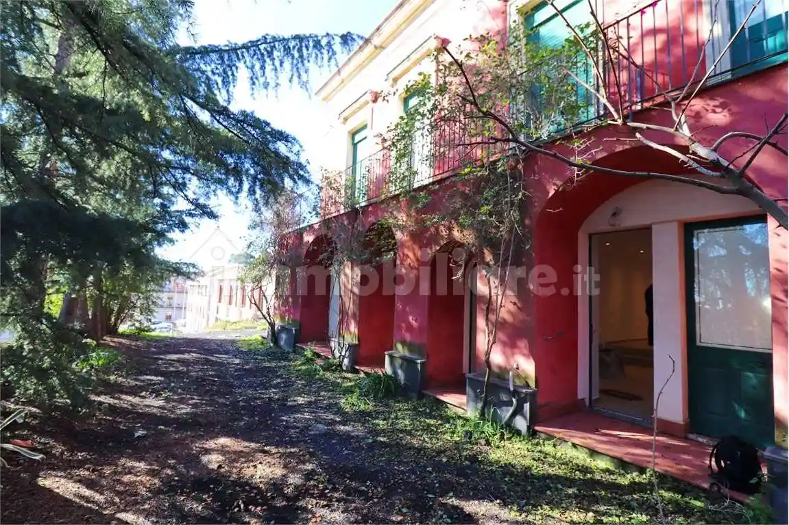 Casa indipendente in vendita a Zafferana Etnea