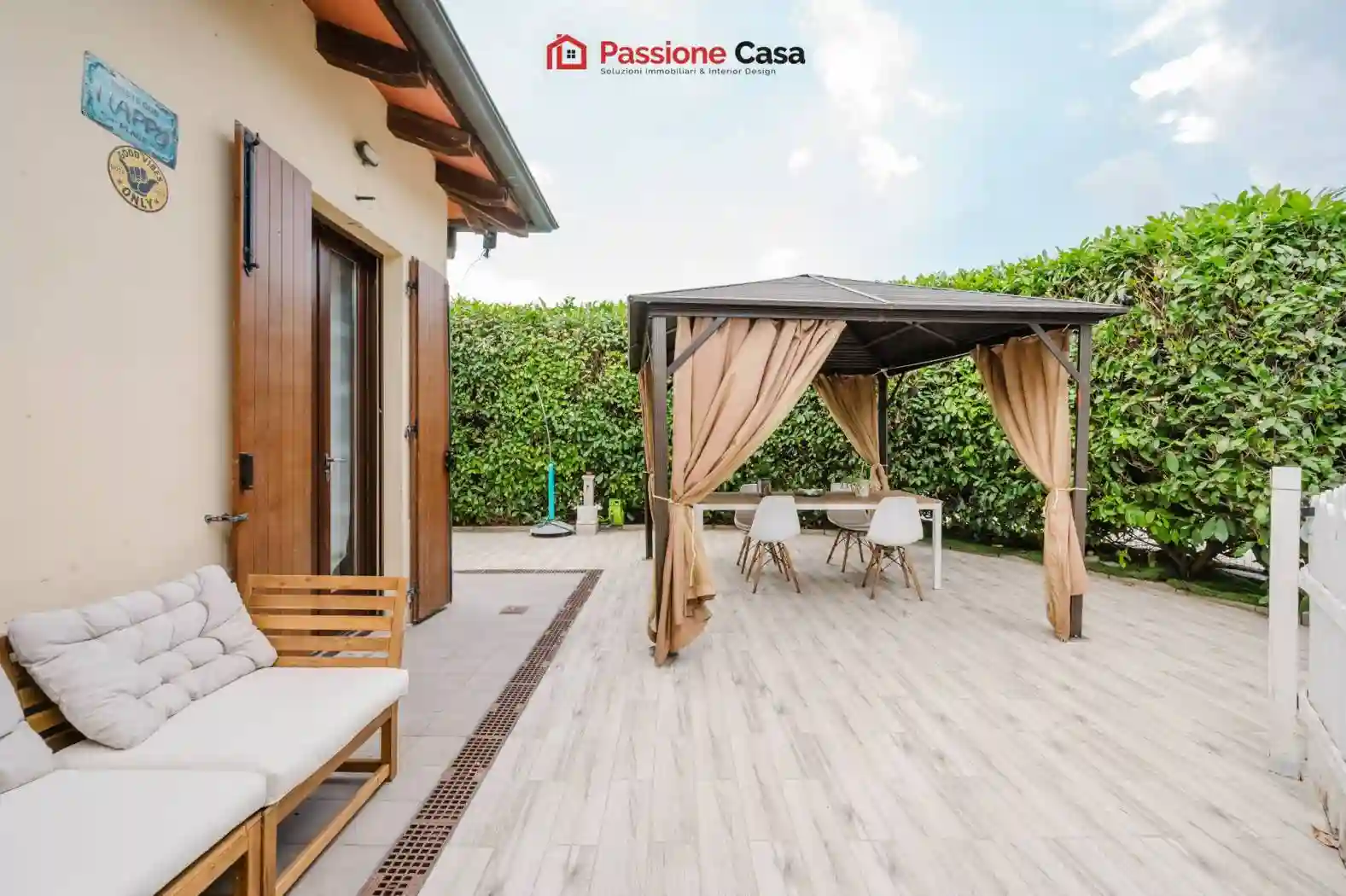 Villa - foto 2