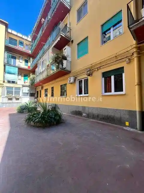 Appartamento in affitto a Napoli