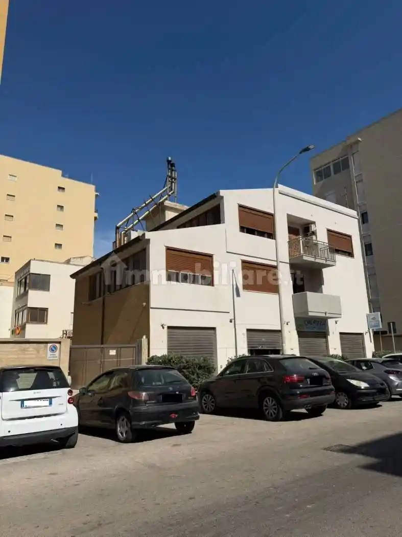 Palazzo - Edificio in vendita a Trapani