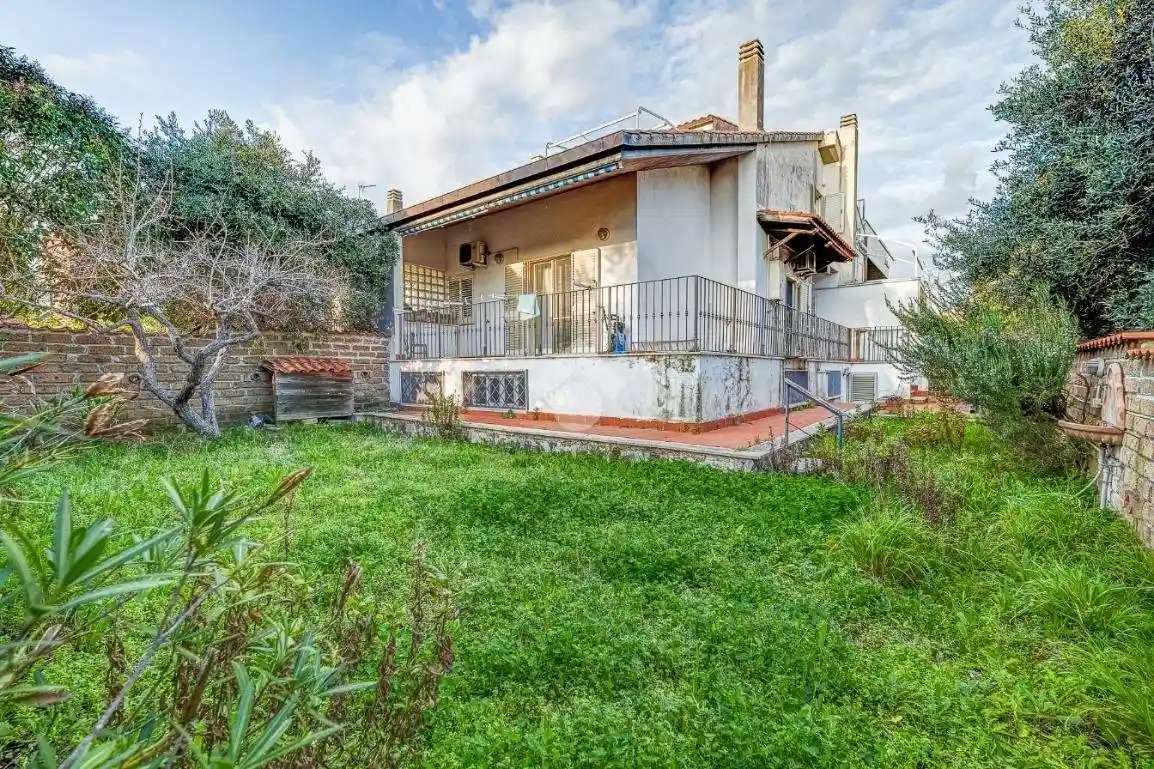 Villa in vendita a Civitavecchia