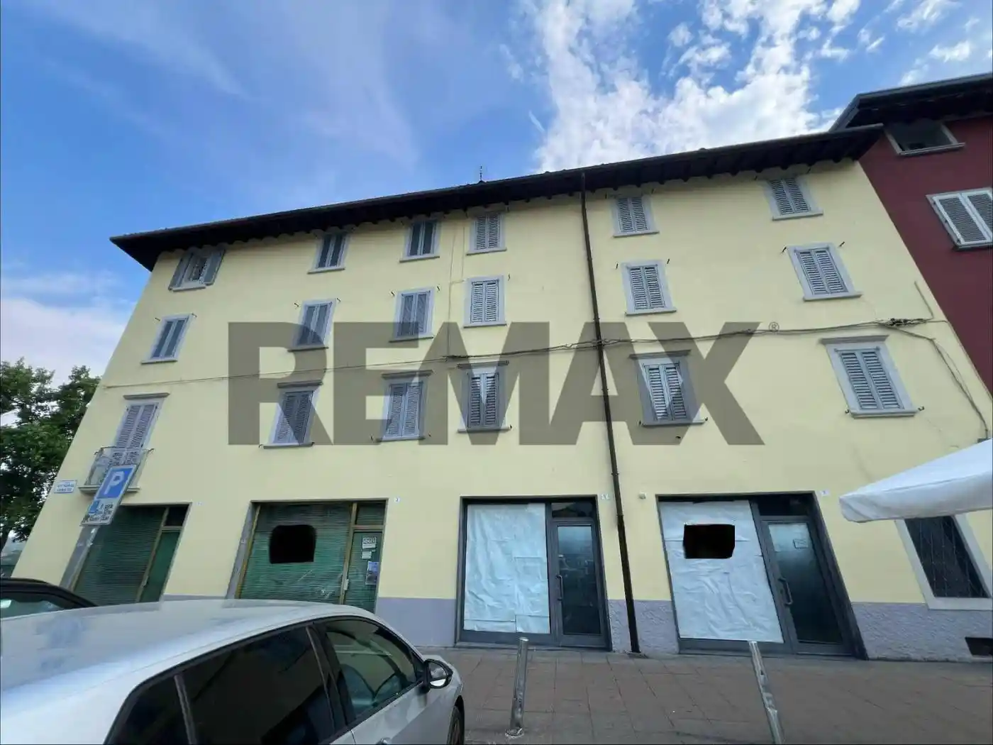 Palazzo - Edificio in vendita a Brembate di Sopra