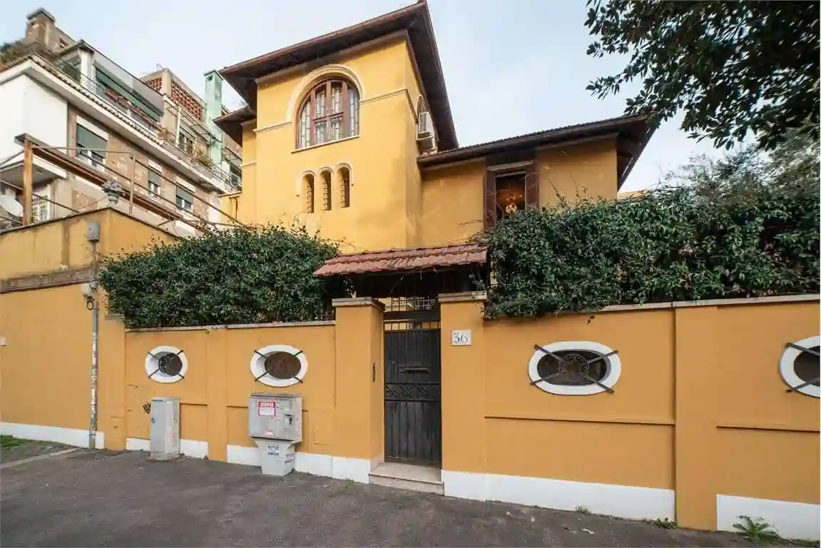 Villa - foto 2