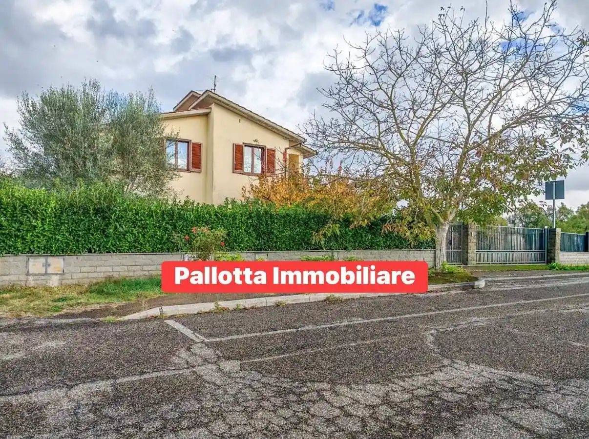 Villa in vendita a Capodimonte