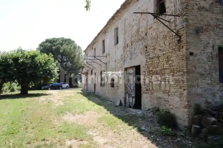 Rustico - Casale in vendita a Pesaro