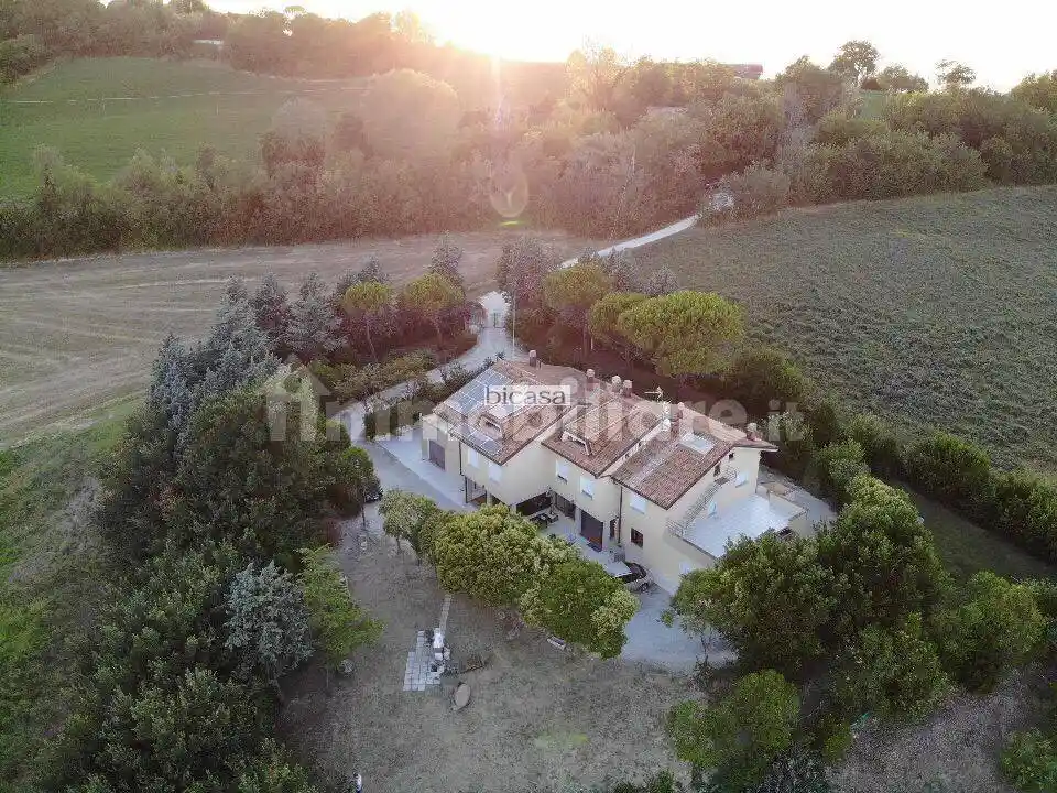 Villa in vendita a Tavullia