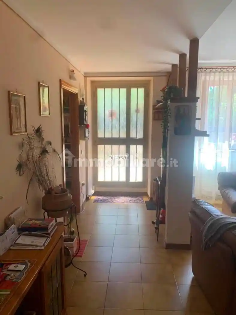 Appartamento in vendita a Mombaroccio