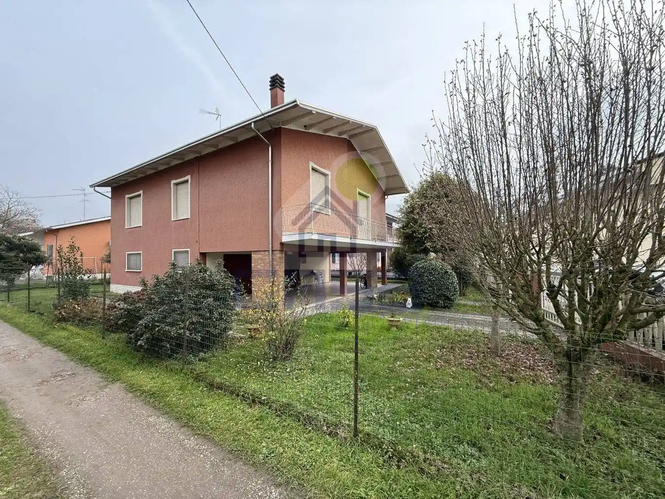 Casa indipendente in vendita a Viadana