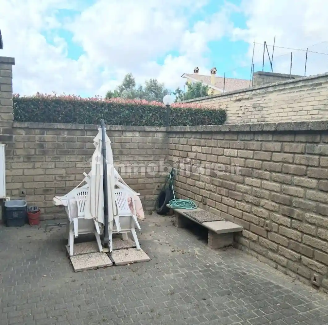 Appartamento in affitto a Cerveteri