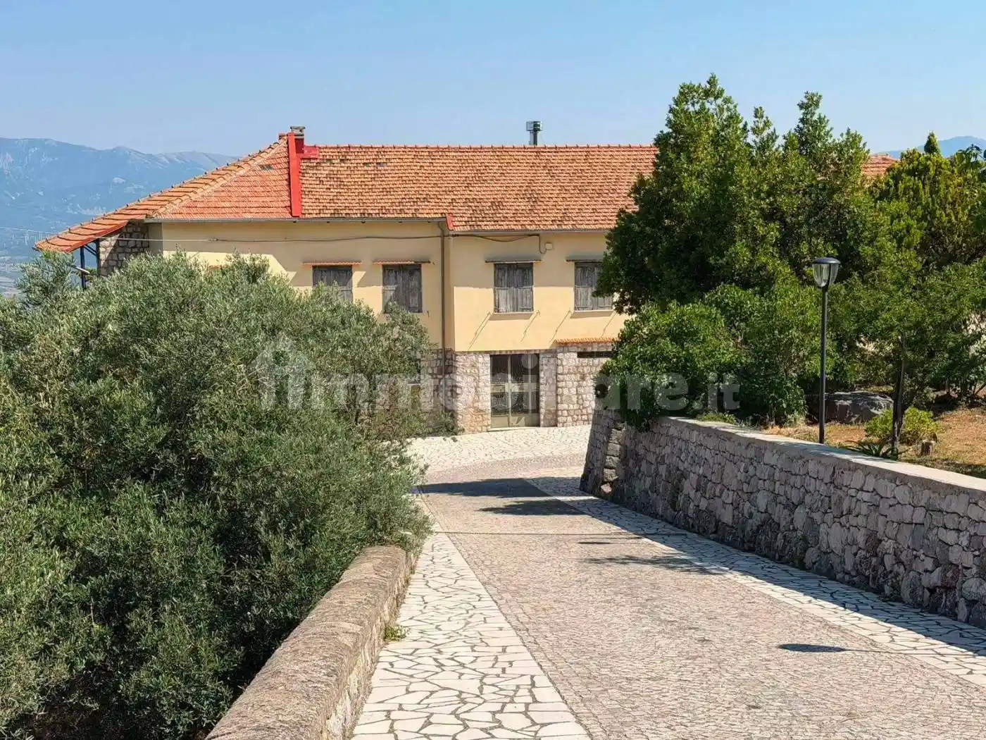 Appartamento in vendita a Postiglione