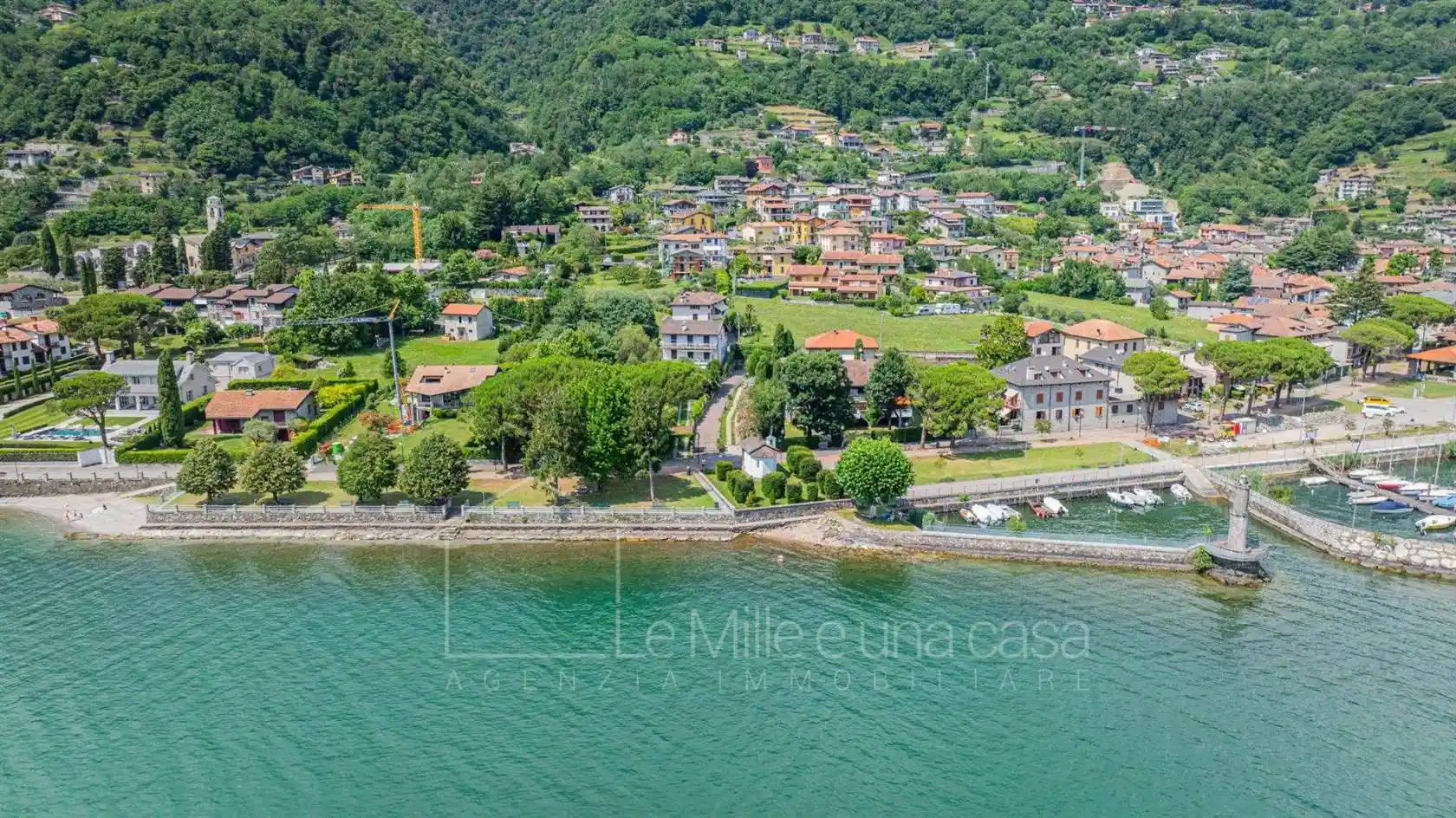 Villa in vendita a Gera Lario