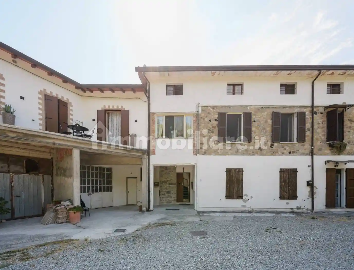Appartamento in vendita a Varano de' Melegari