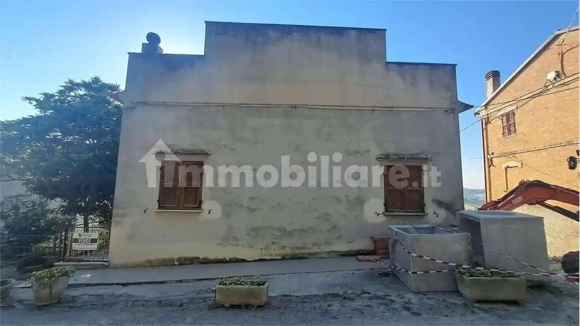 Casa indipendente in vendita a Ostra Vetere