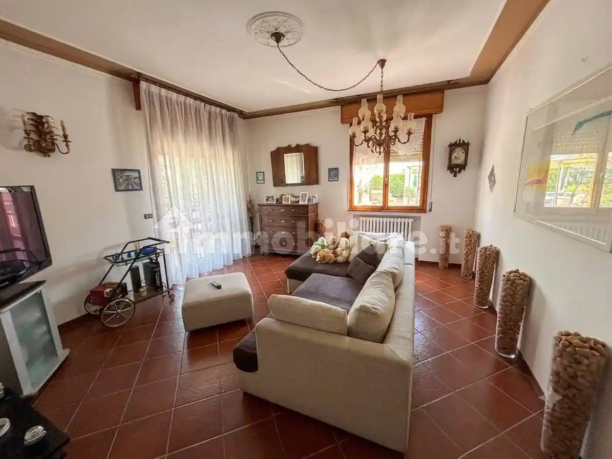 Appartamento in vendita a Modena