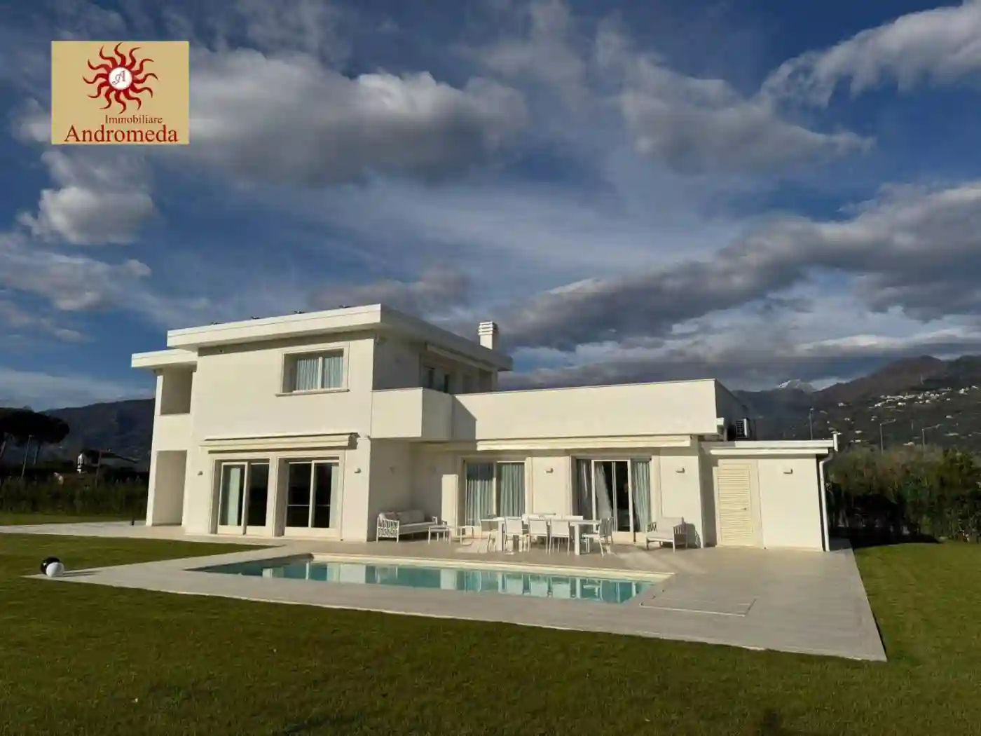 Villa - foto 3