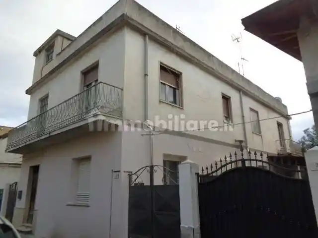 Appartamento in vendita a Locri
