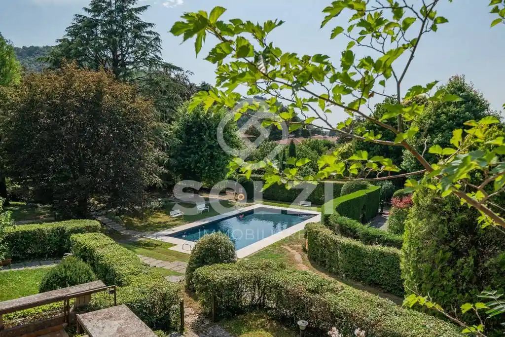 Villa in vendita a Brescia