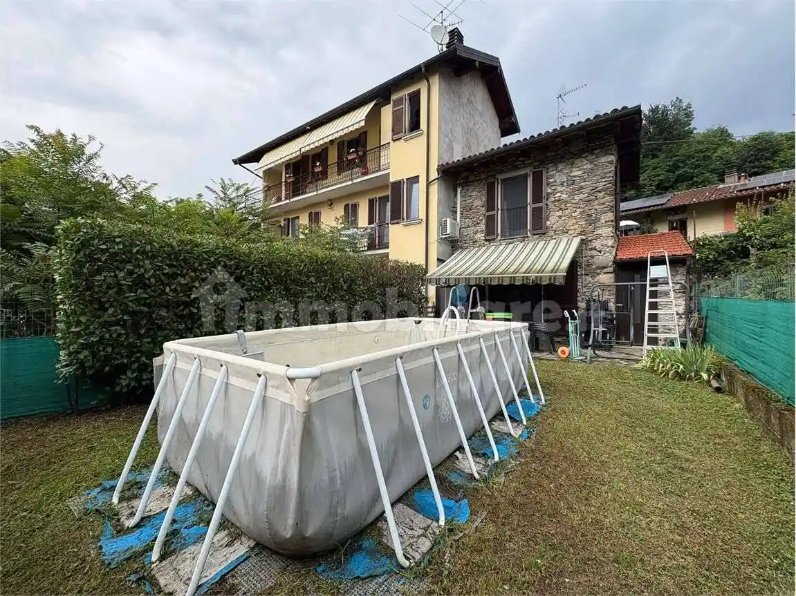 Casa indipendente in vendita a Verbania
