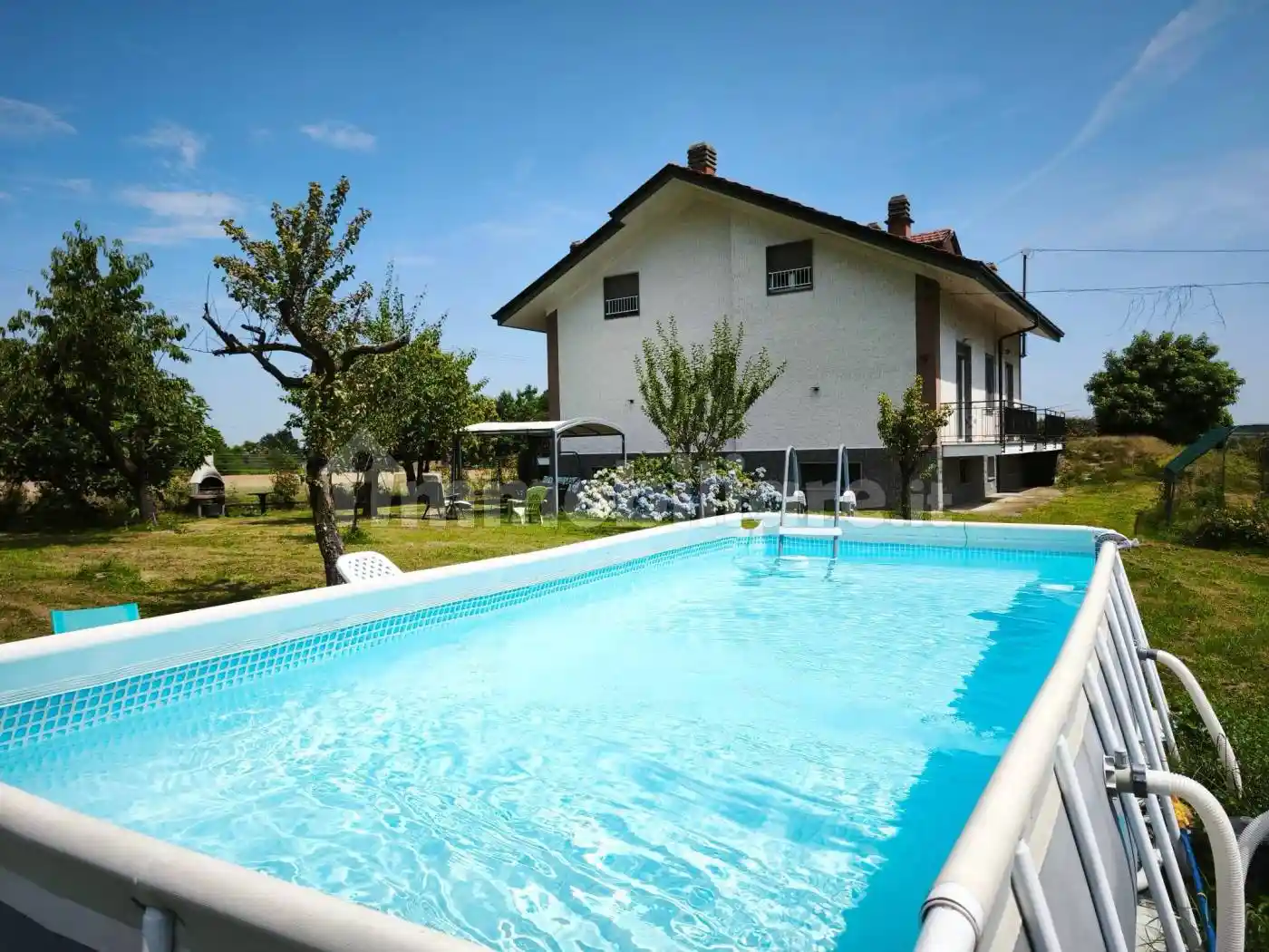 Villa in vendita a Rocca Canavese