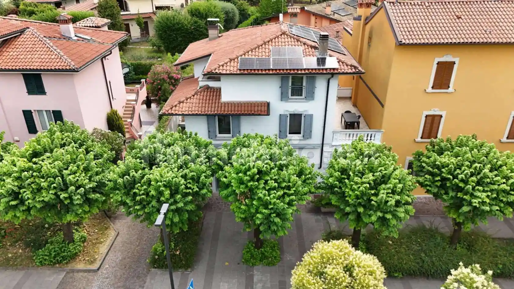 Villa in vendita a Trescore Balneario