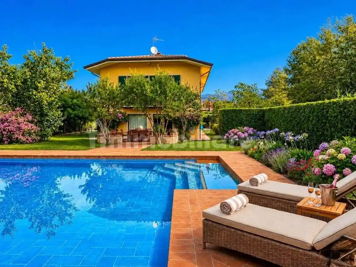 Villa in vendita a Ameglia