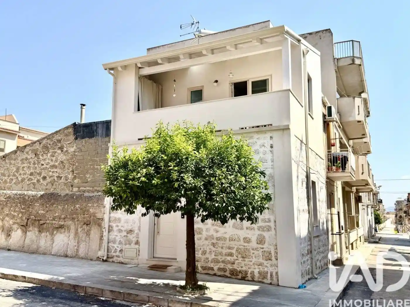 Casa indipendente in vendita a Rosolini