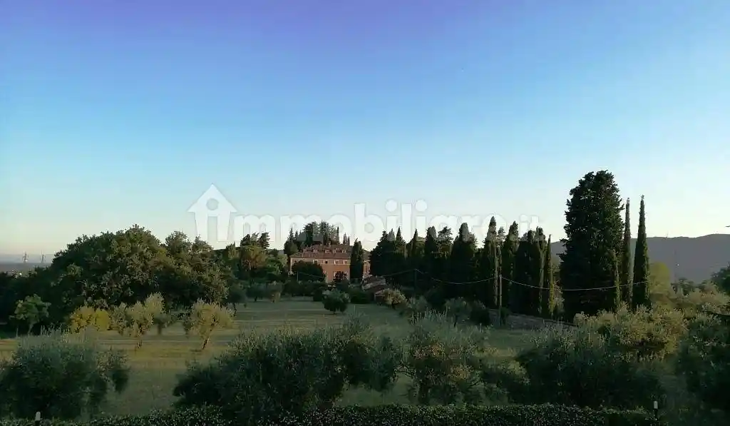 Appartamento in vendita a Fosdinovo