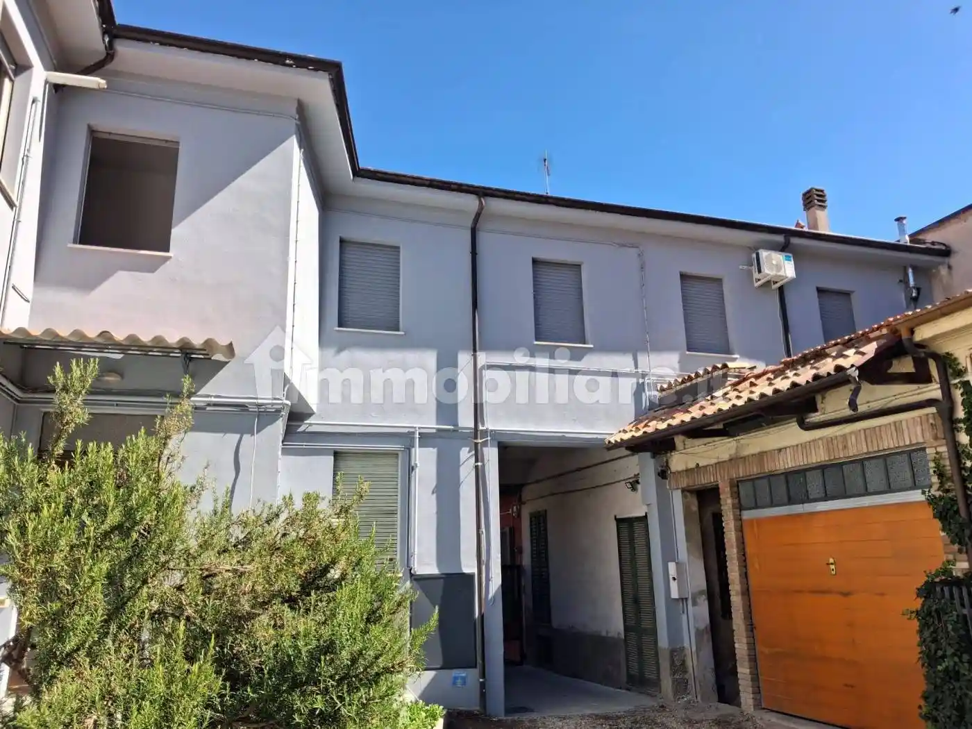 Appartamento in vendita a Voghera