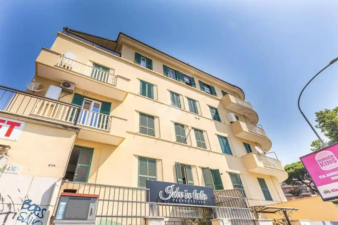 Appartamento in vendita a Roma
