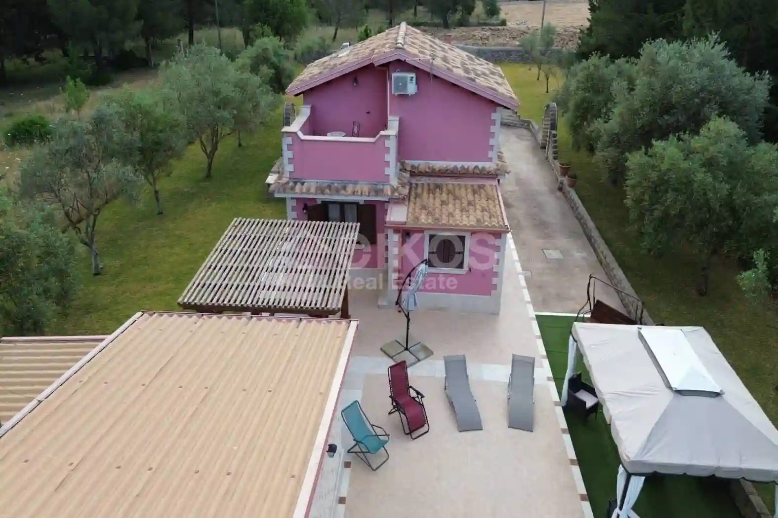Villa - foto 3