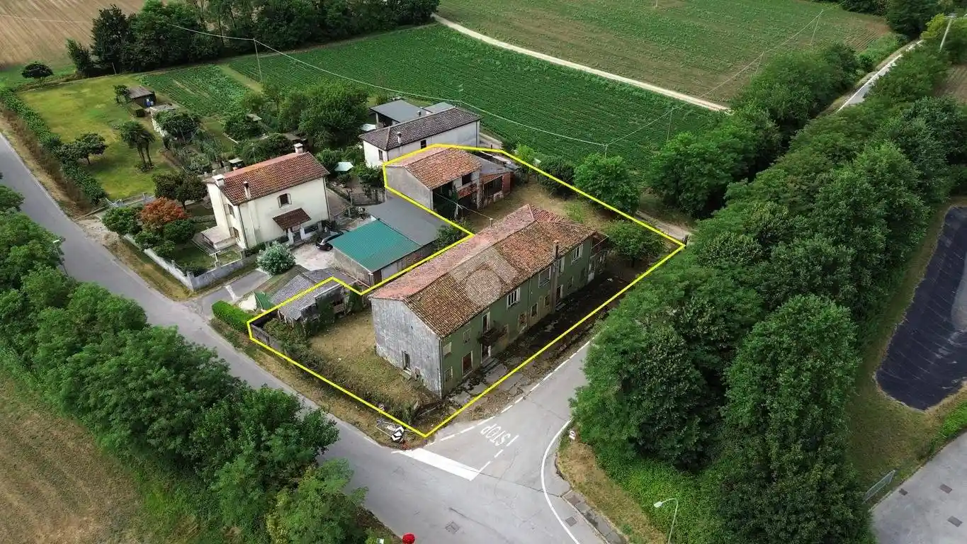 Rustico - Casale in vendita a Castelfranco Veneto