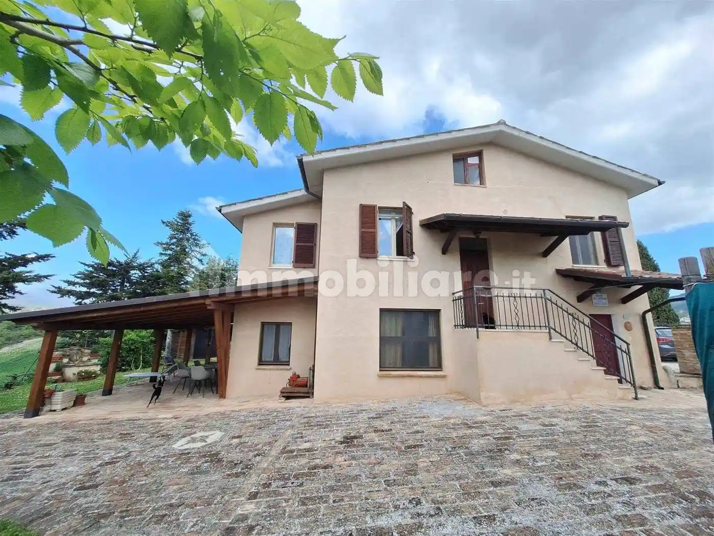 Rustico - Casale in vendita a San Severino Marche