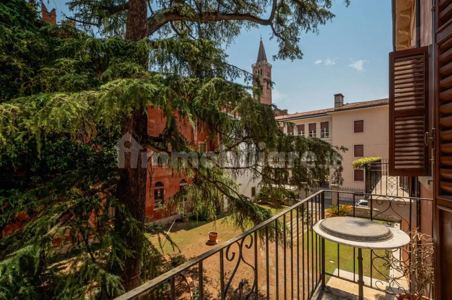 Appartamento in vendita a Verona