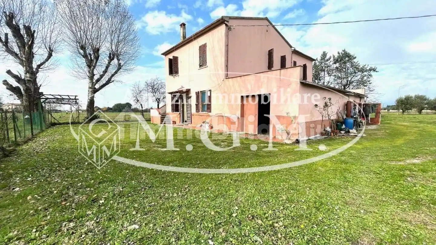 Casa indipendente in vendita a Pontedera