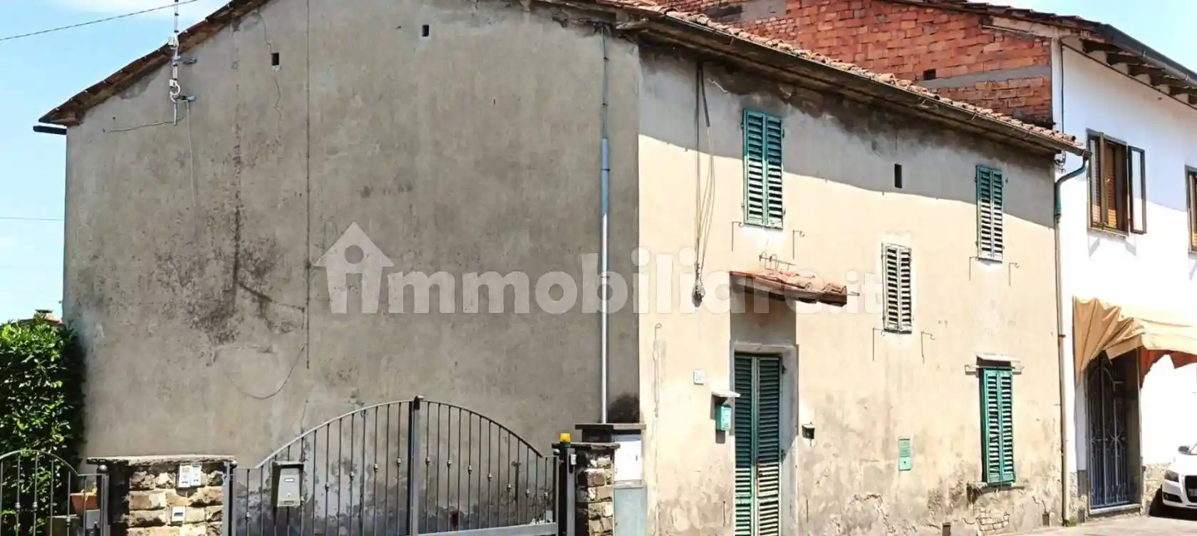 Casa indipendente in vendita a Pistoia
