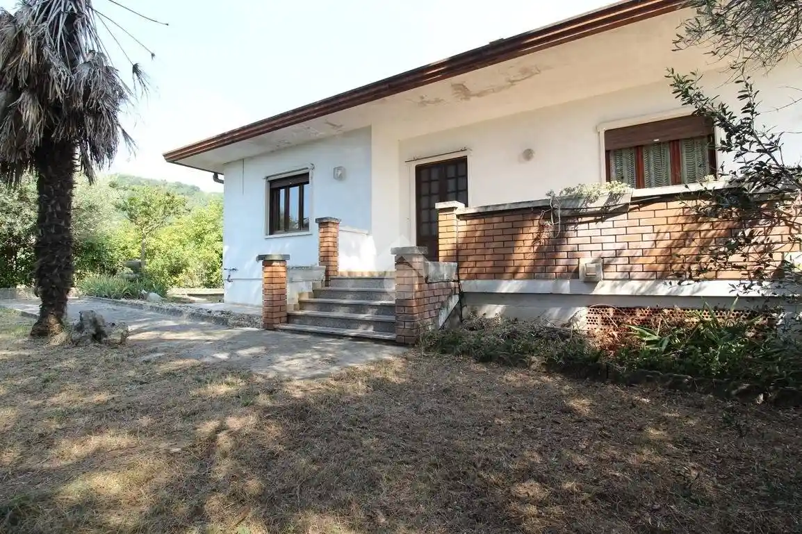 Casa indipendente in vendita a Zermeghedo