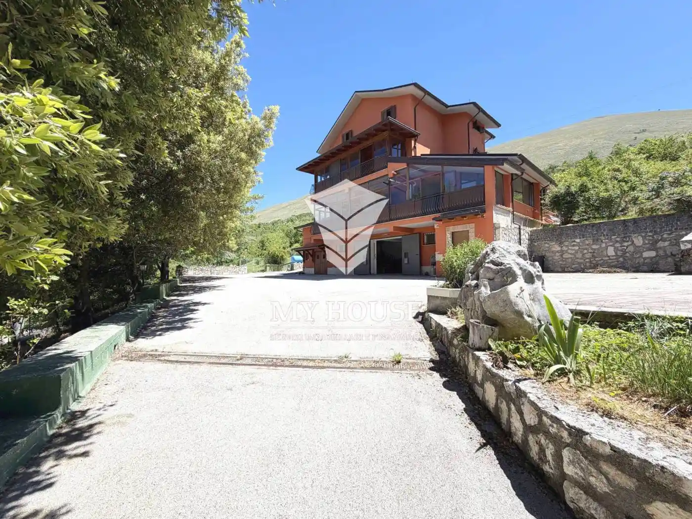 Villa in vendita a Ortona dei Marsi