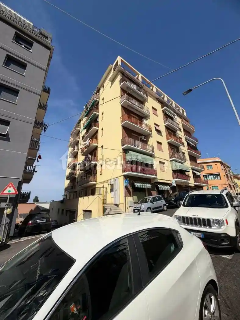 Appartamento in vendita a Falconara Marittima