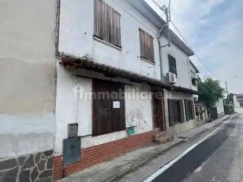 Rustico - Casale in vendita a Chignolo Po