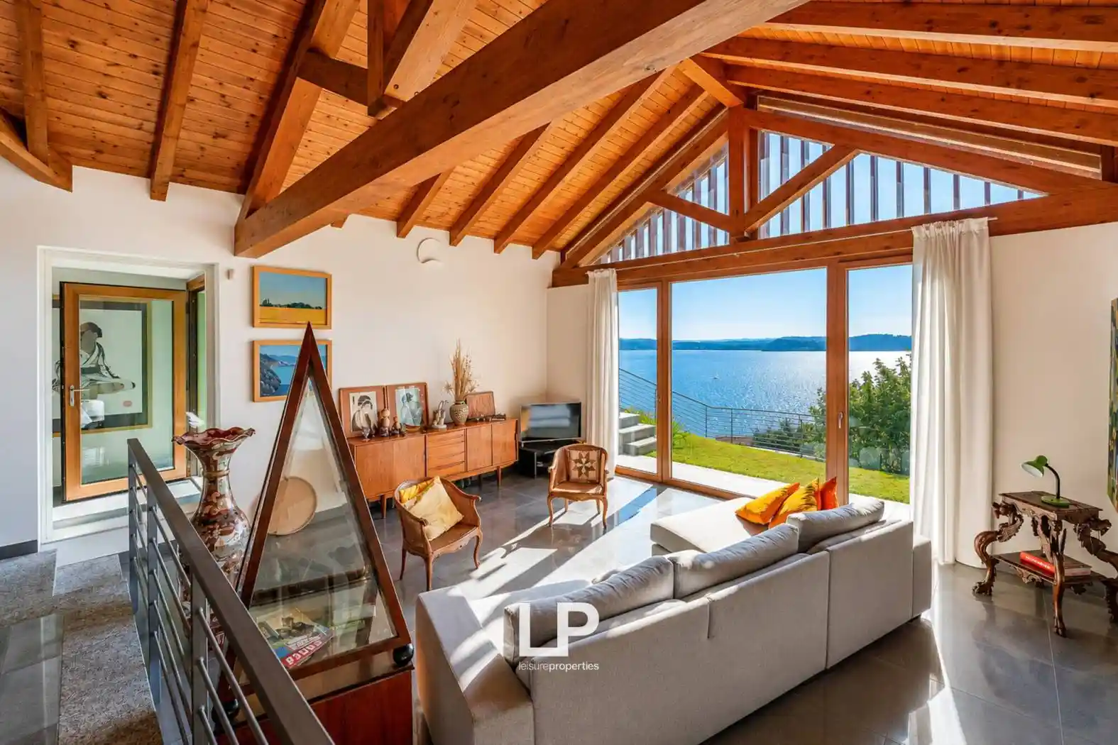 Villa in vendita a Belgirate
