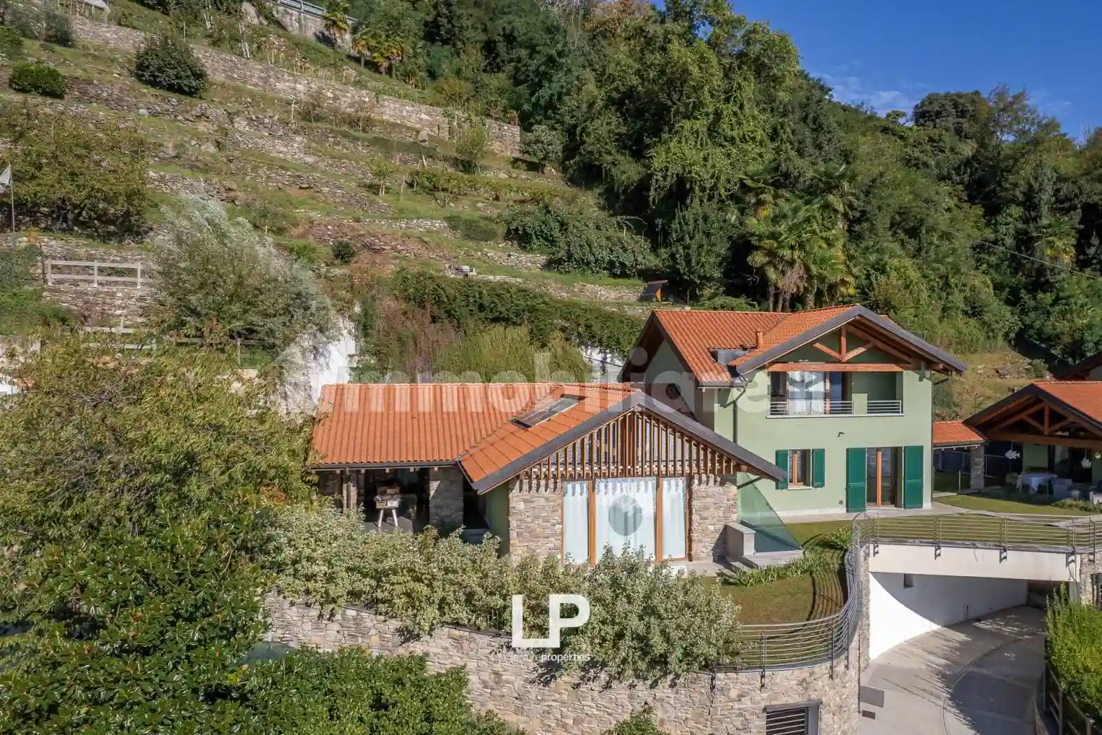 Villa - foto 2