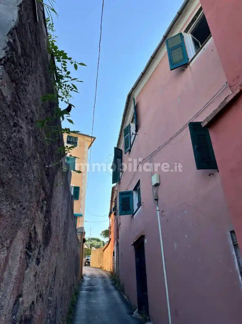 Appartamento in vendita a Genova