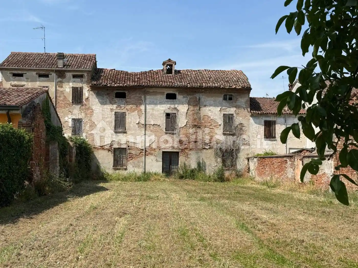 Casa indipendente in vendita a Pomponesco