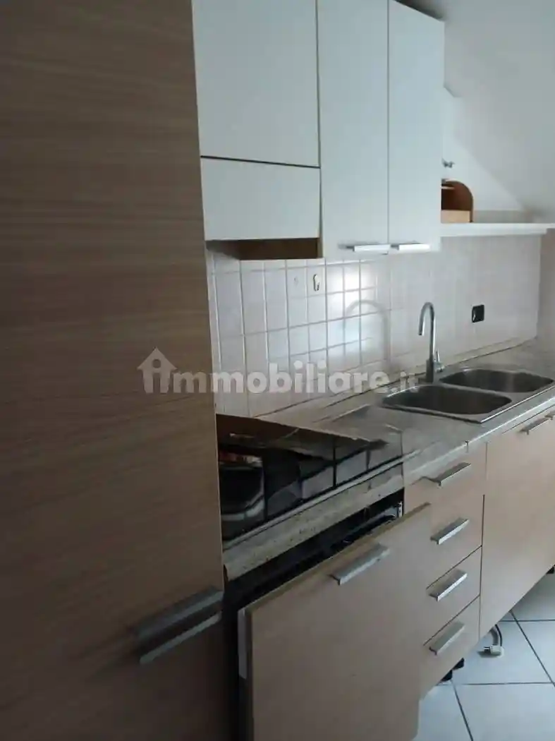 Appartamento in affitto a Erba