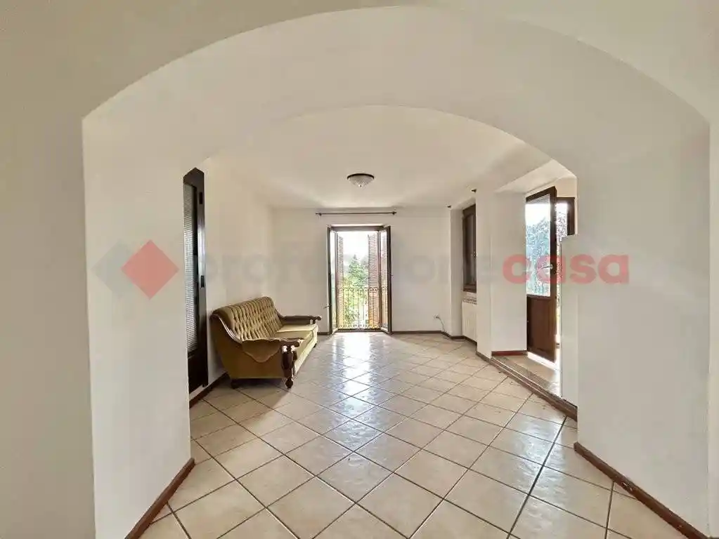Appartamento in vendita a Arona