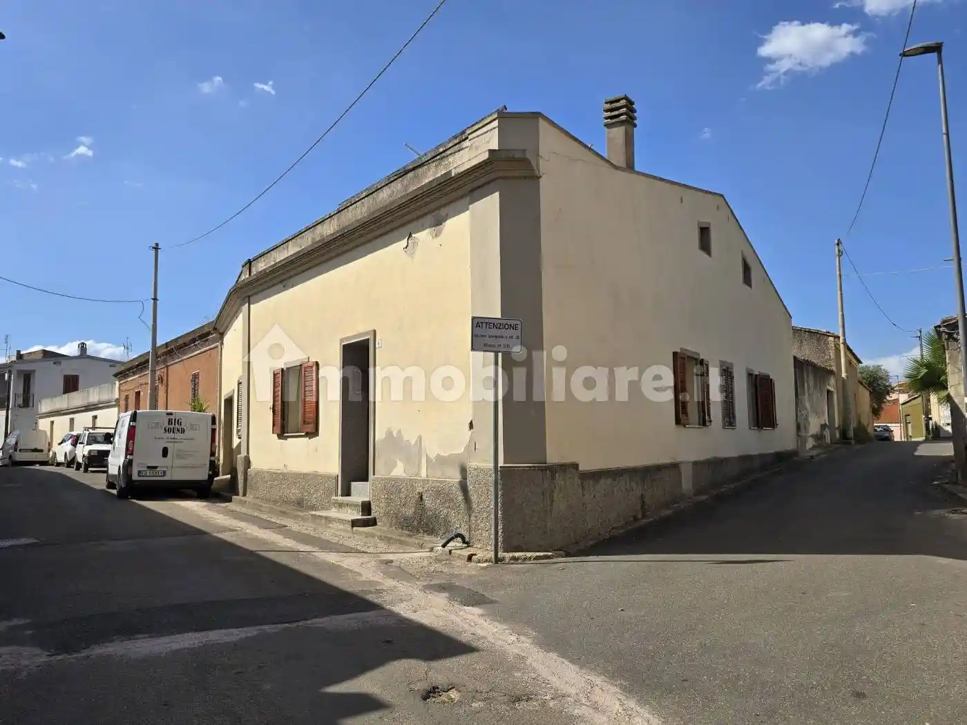 Villa in vendita a Solarussa