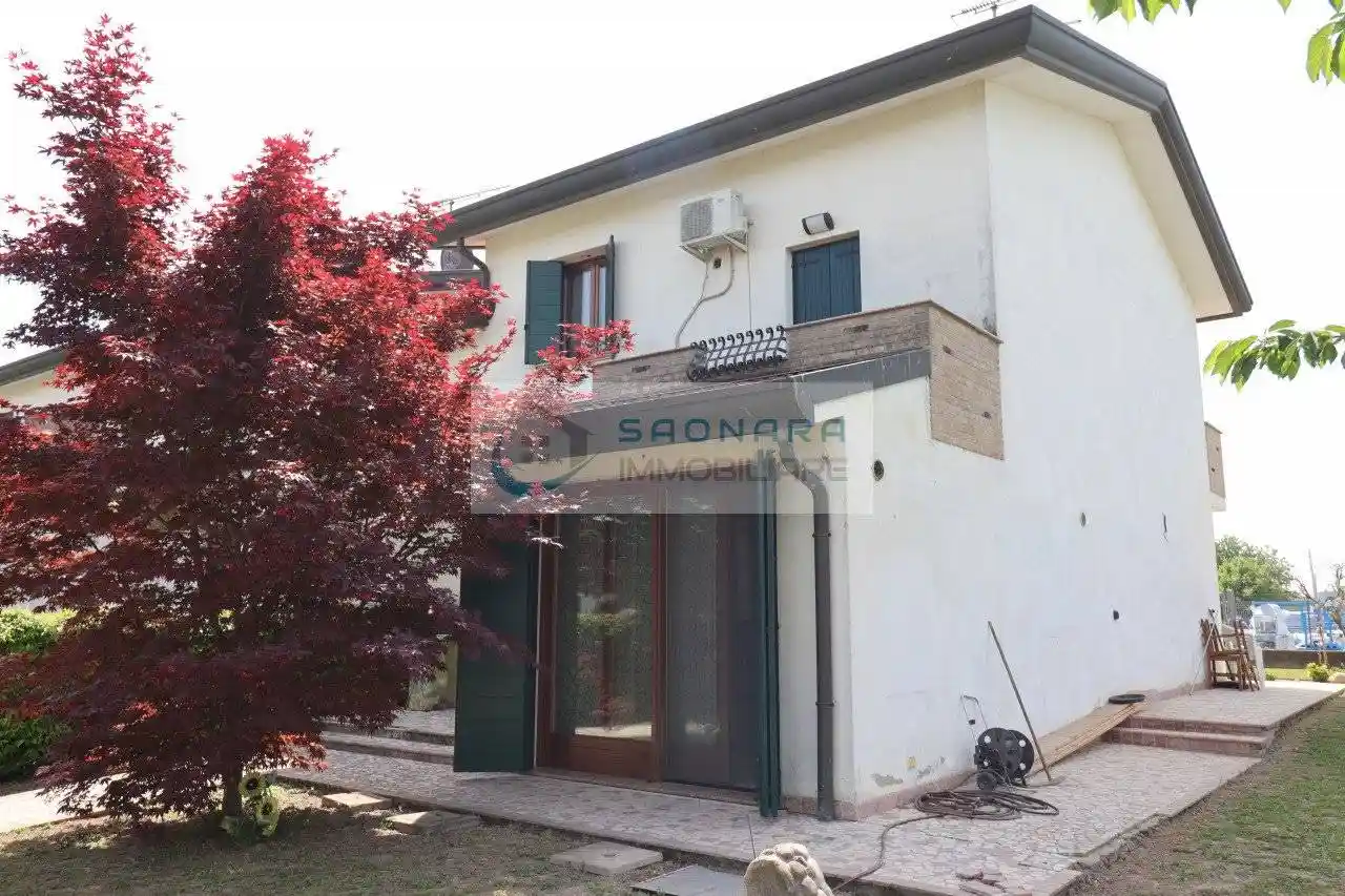 Villa in vendita a Legnaro