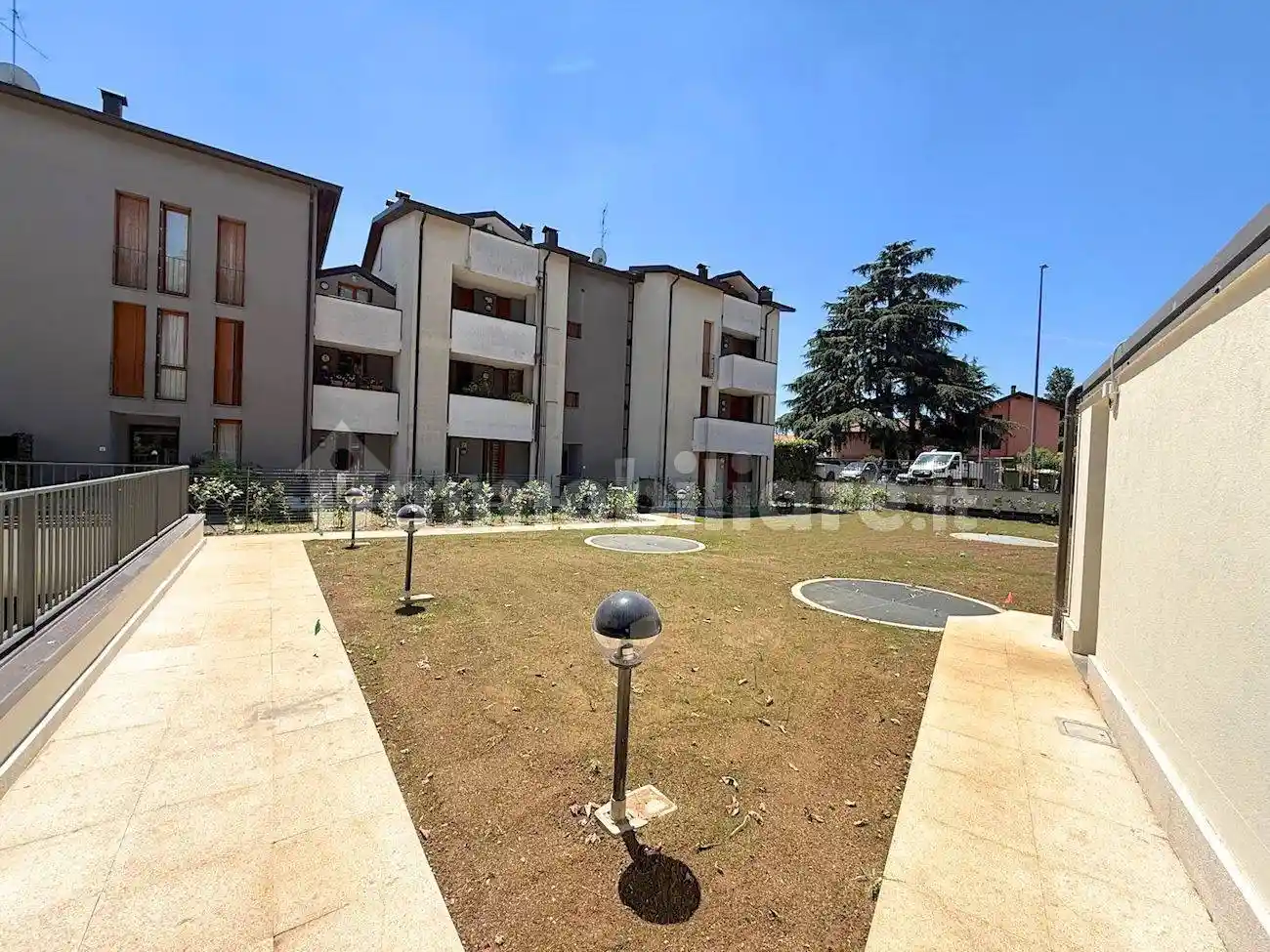 Appartamento in vendita a Lesmo